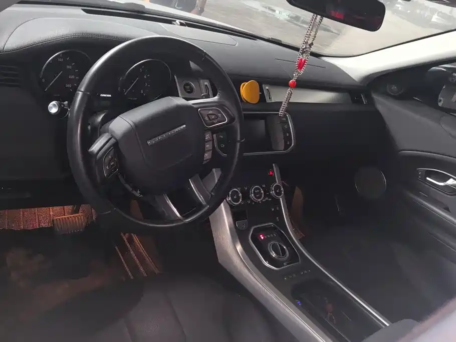Land Rover Range Rover Evoque 2018 — фото 12
