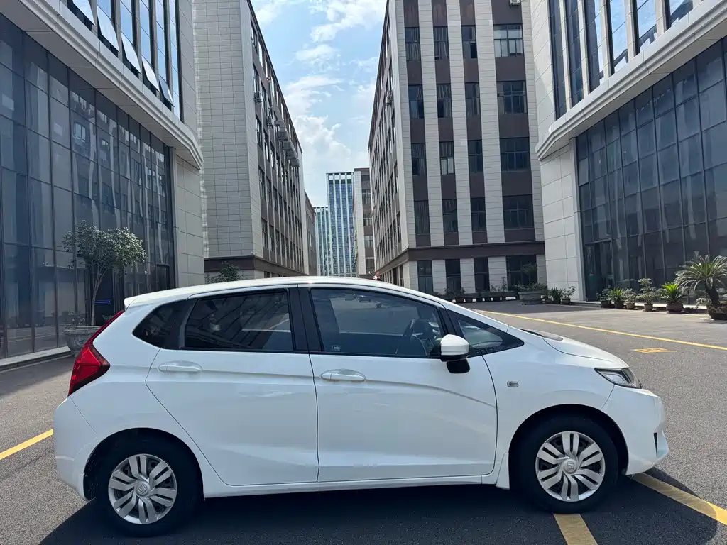 Honda Fit 2016