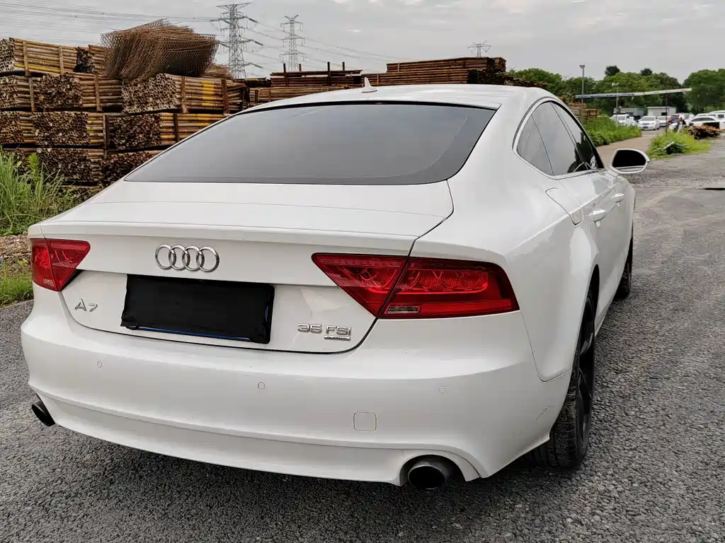 Audi A7 2015 — фото 7