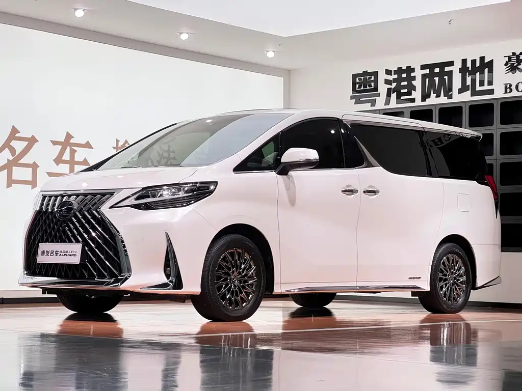 Lexus LM 2022 — фото 1