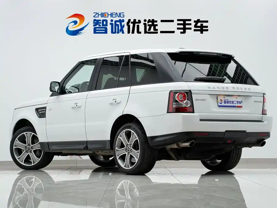 Land Rover Range Rover Sport 2012 — фото 35