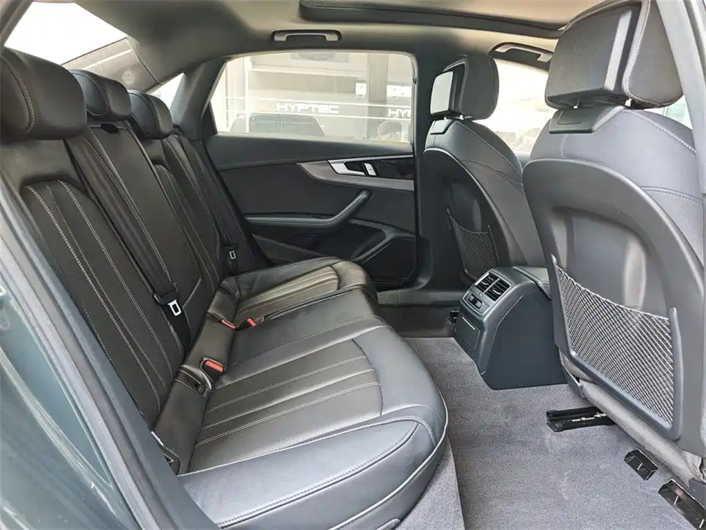 Audi A4L 2024