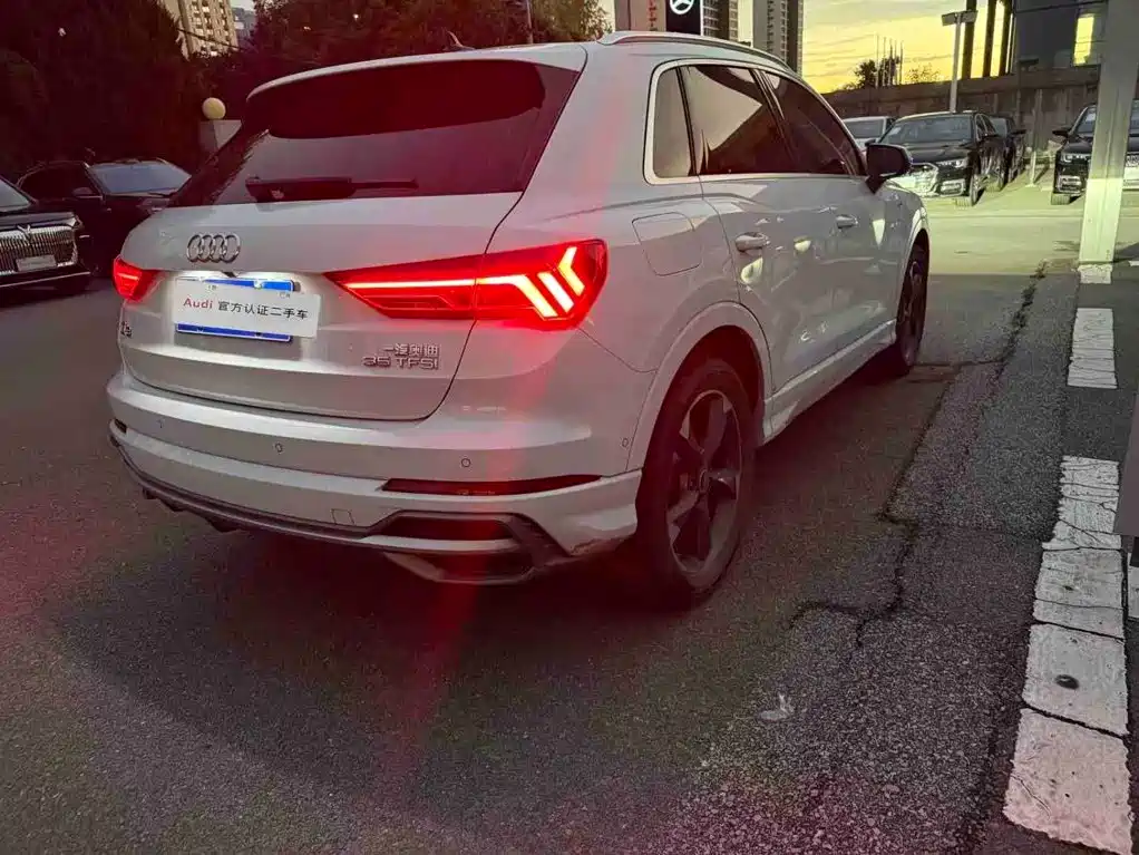 Audi Q3 2022