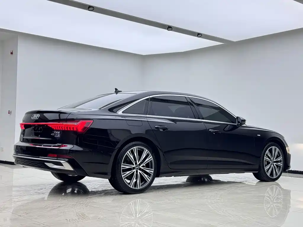 Audi A6L 2024 — фото 13