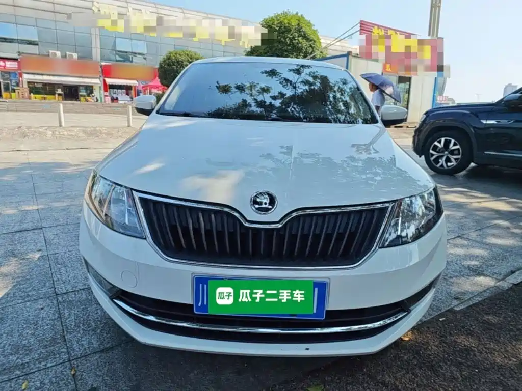 Skoda Rapid Spaceback 2019 — фото 3