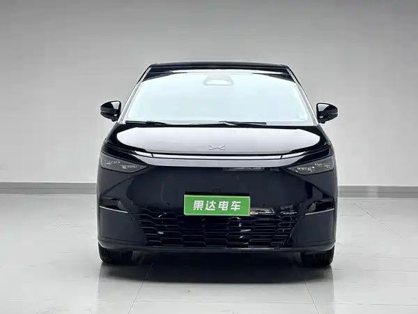 XPeng X9 2024