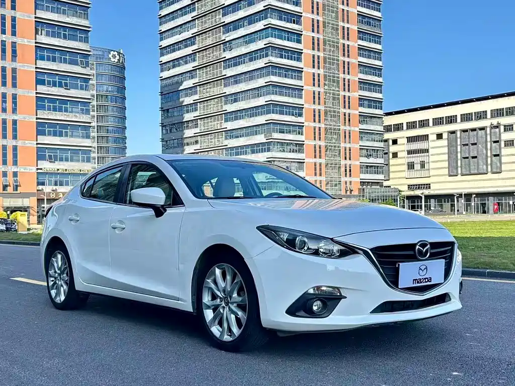 Mazda 3 Angkesela 2014