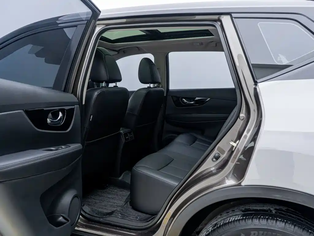 Nissan X-Trail 2020 — фото 18