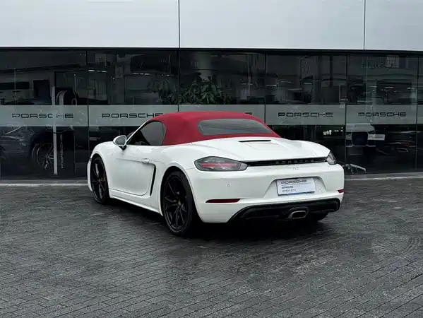Porsche 718 2022