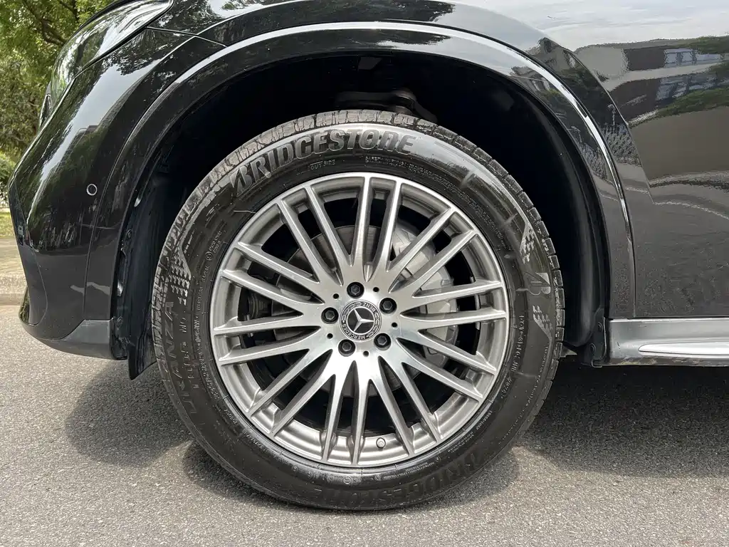 Mercedes-Benz GLC 2024