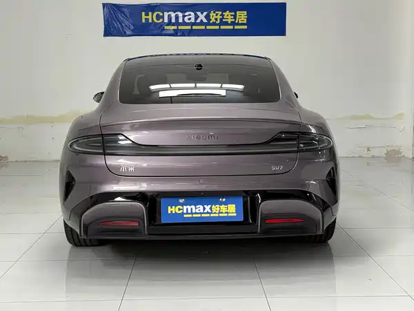Xiaomi SU7 2025