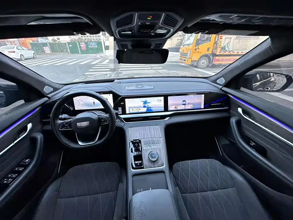 Geely Xingyue L 2026