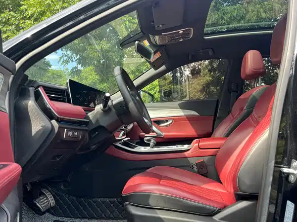 Jetour X70 PLUS 2024