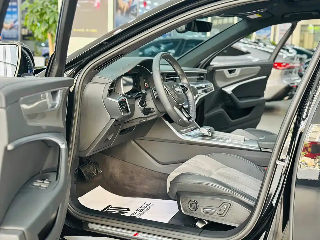 Audi A6L 2023 — фото 4