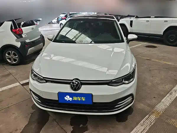 Volkswagen Golf 2022