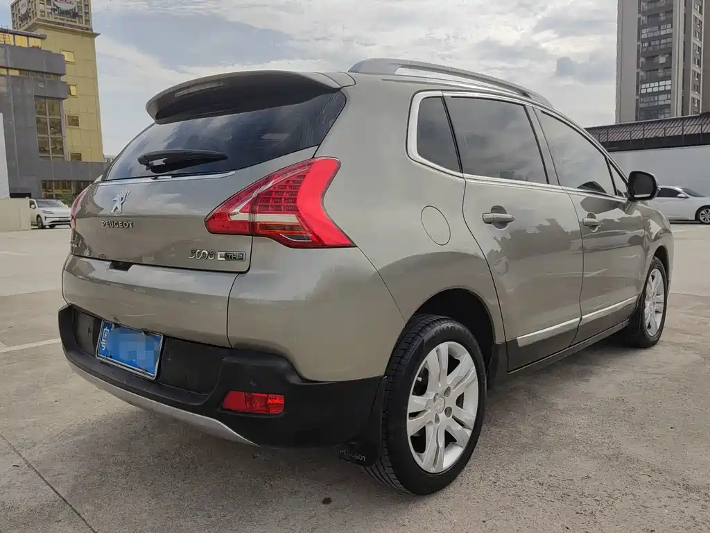 Peugeot 3008 2015 — фото 13