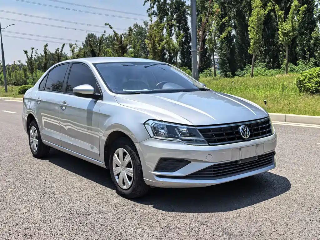 Volkswagen Jetta 2018 — фото 2