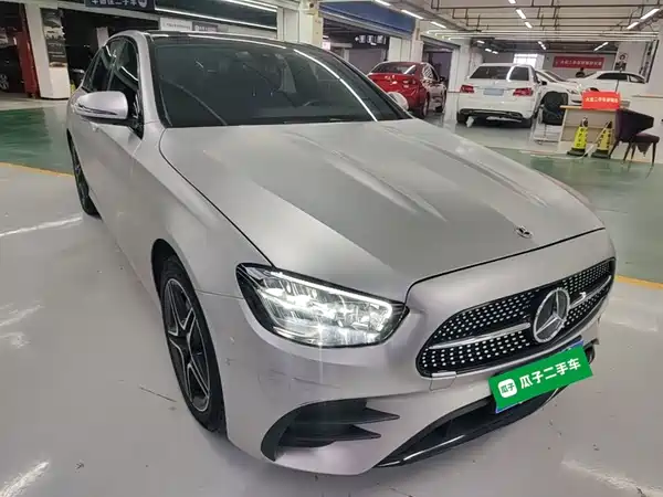 Mercedes-Benz E-Class 2022