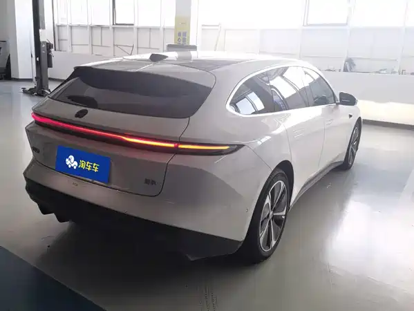 NIO ET5T 2025