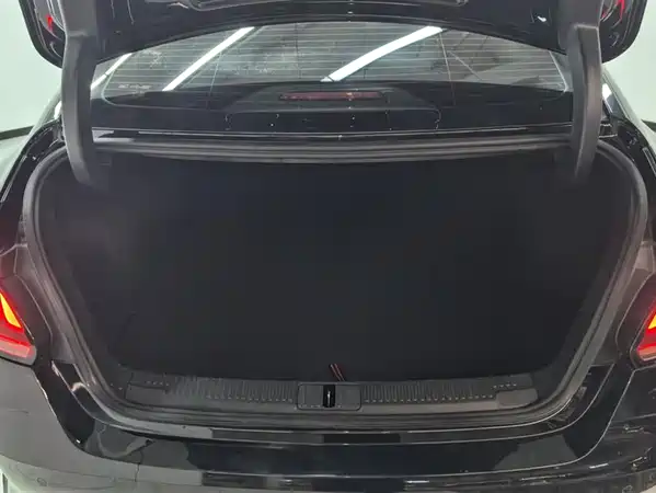 MG MG5 2023