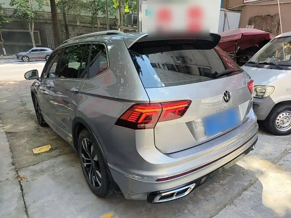 Volkswagen Tiguan L 2022