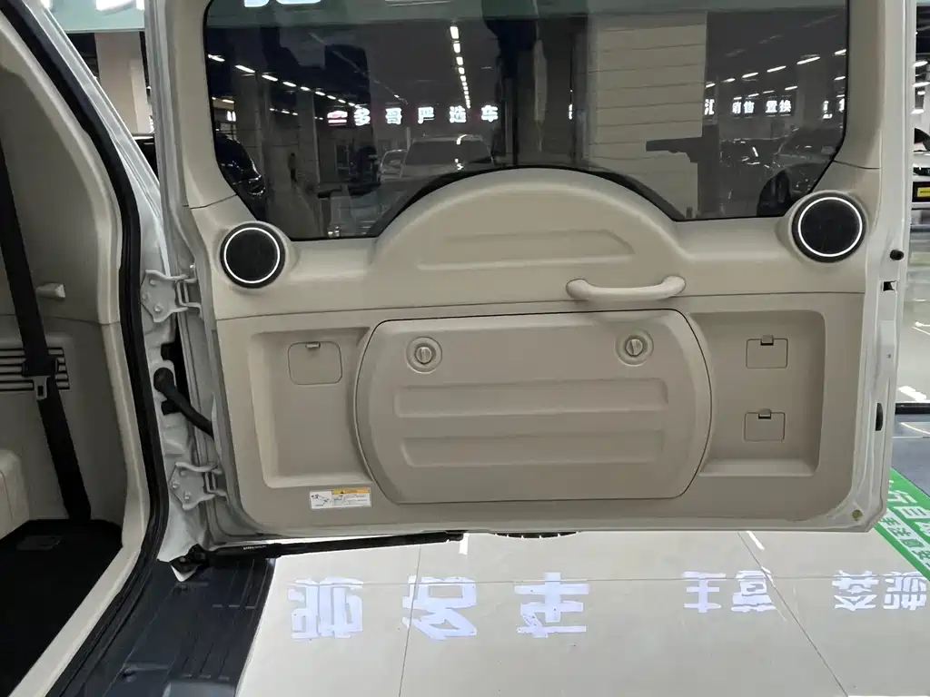 Mitsubishi Pajero 2019 — фото 15