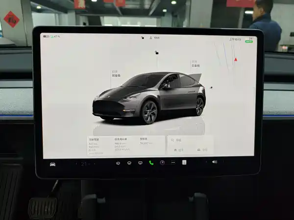 Tesla Model Y 2023