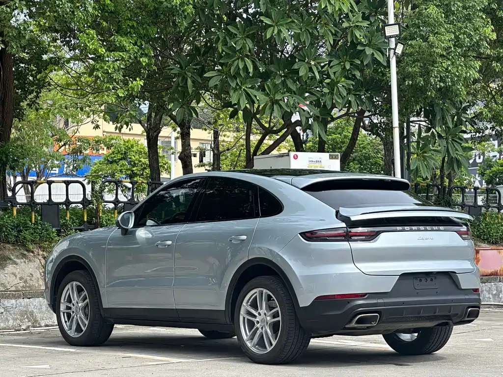 Porsche Cayenne 2020