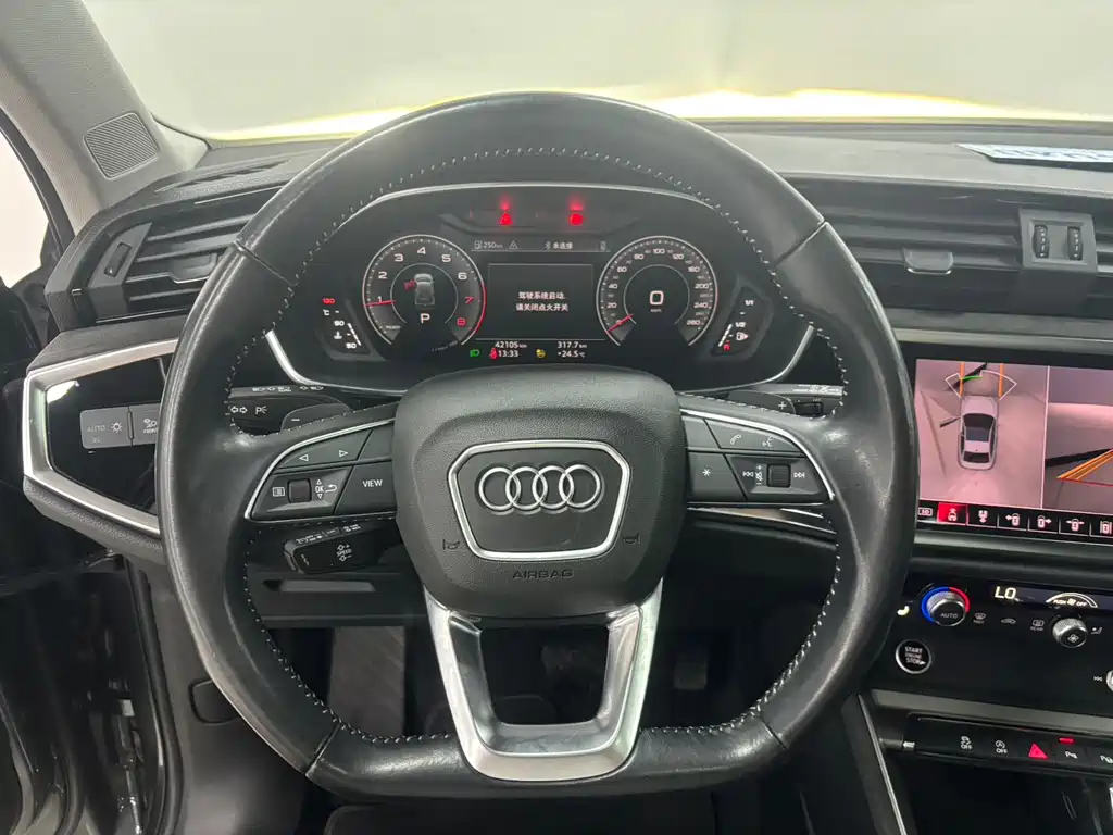 Audi Q3 2022 — фото 10