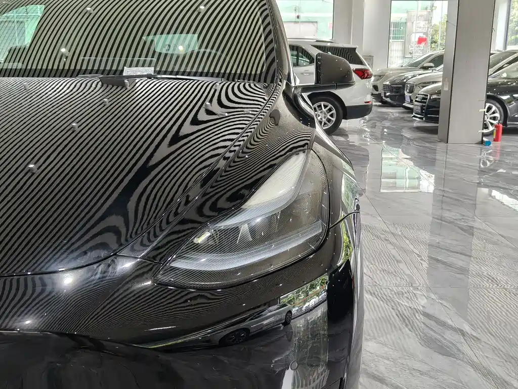 Tesla Model Y 2023 — фото 11