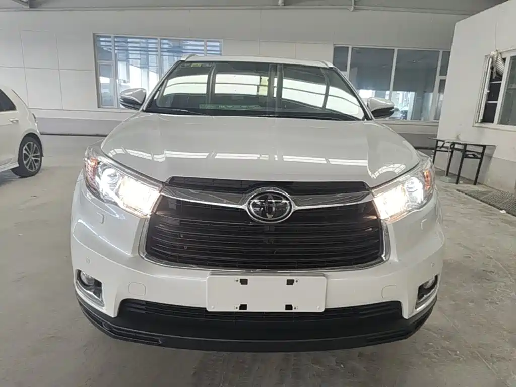 Toyota Highlander 2016 — фото 3