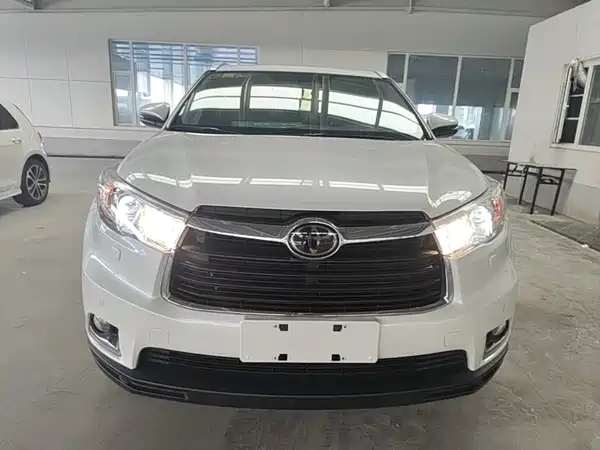 Toyota Highlander 2016