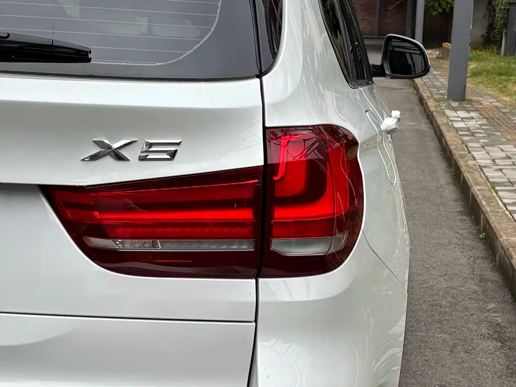 BMW X5 2016 — фото 10