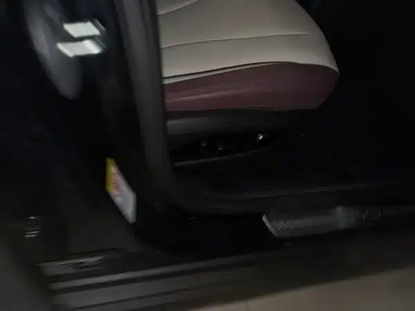 BYD Seal 07 DM-i 2025