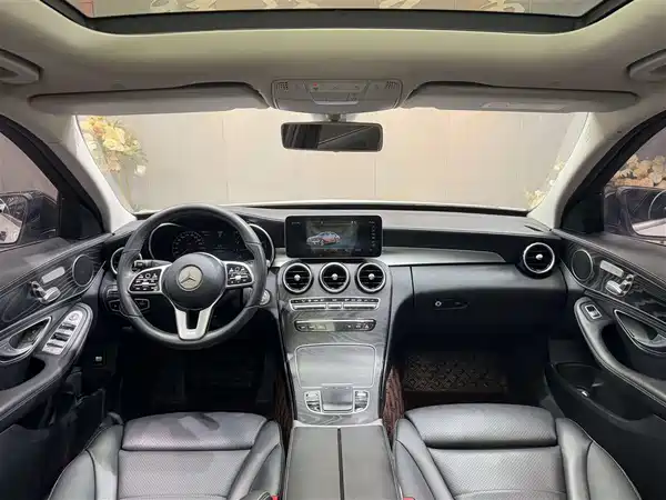 Mercedes-Benz C-Class 2019