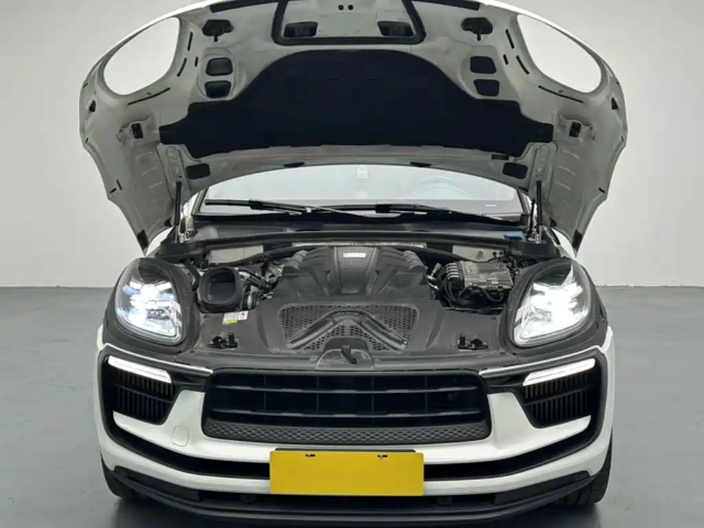 Porsche Macan 2023 — фото 19