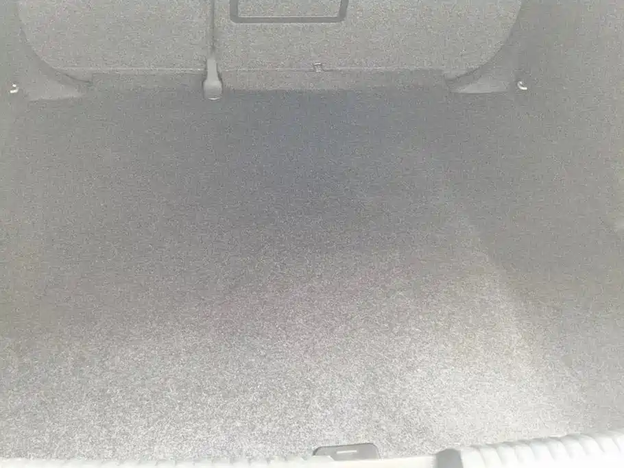 Volkswagen Sagitar 2016