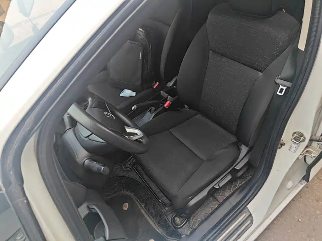 Honda Fit 2015 — фото 15