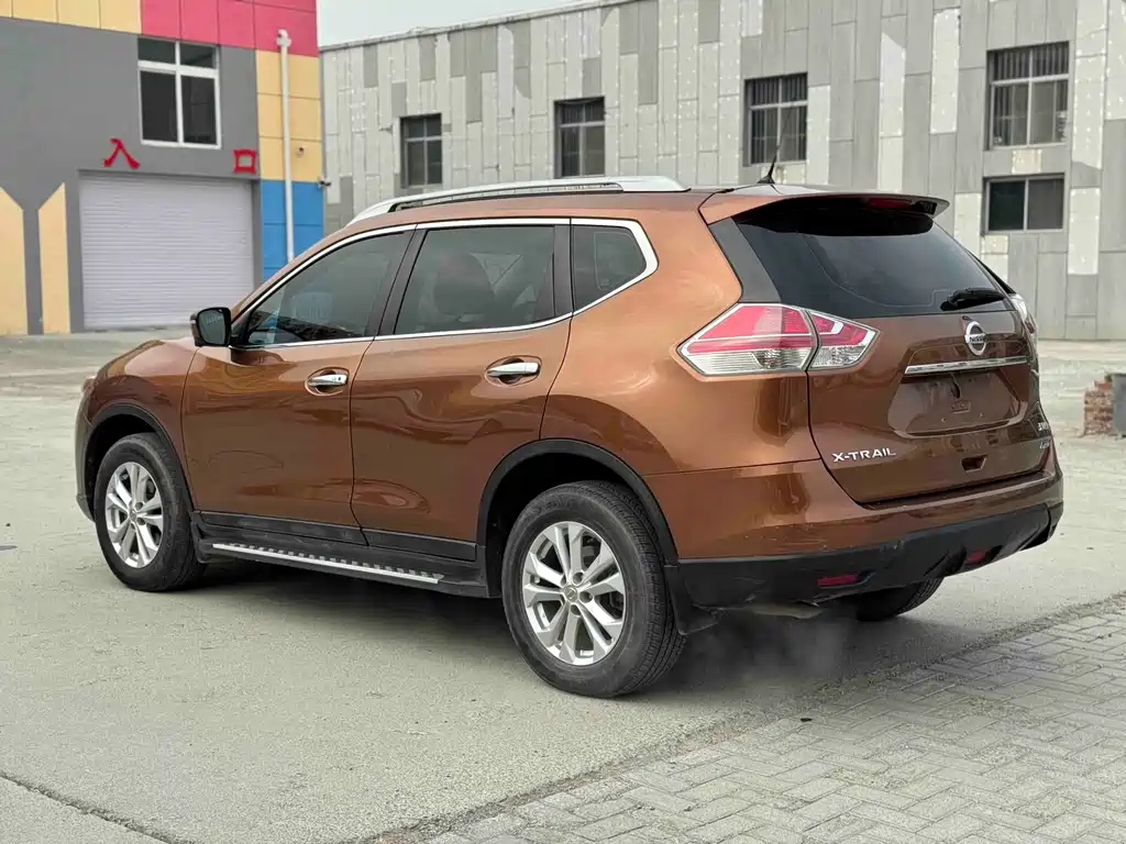 Nissan X-Trail 2016 — фото 9