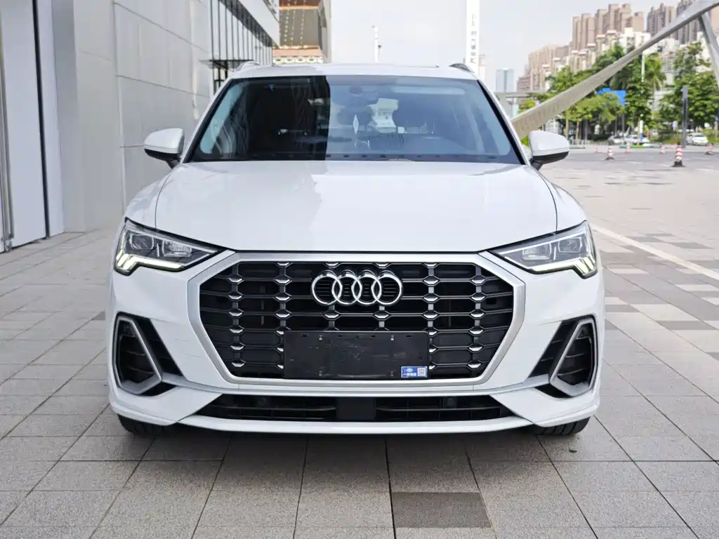 Audi Q3 2021