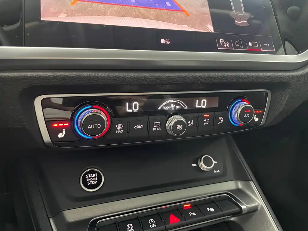 Audi Q3 2022 — фото 14