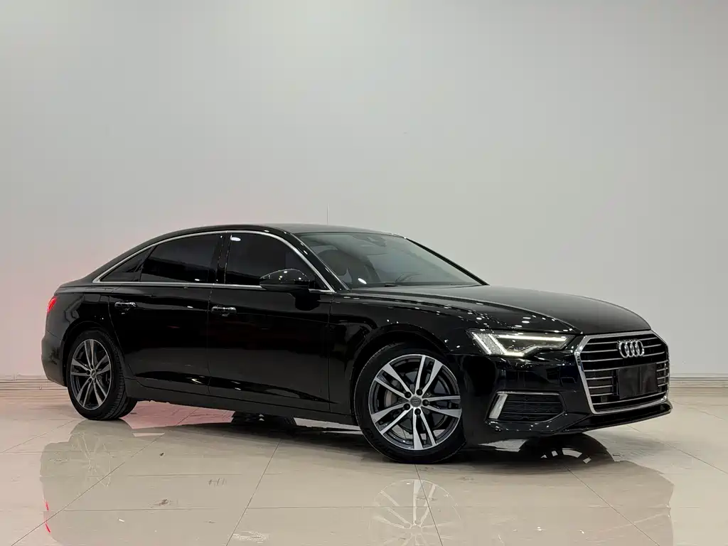 Audi A6L 2021 — фото 1