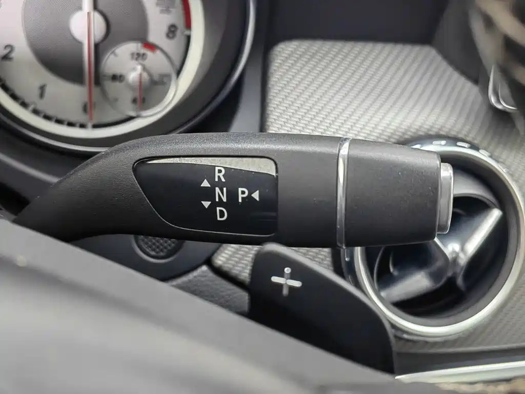 Mercedes-Benz GLA 2017 — фото 13