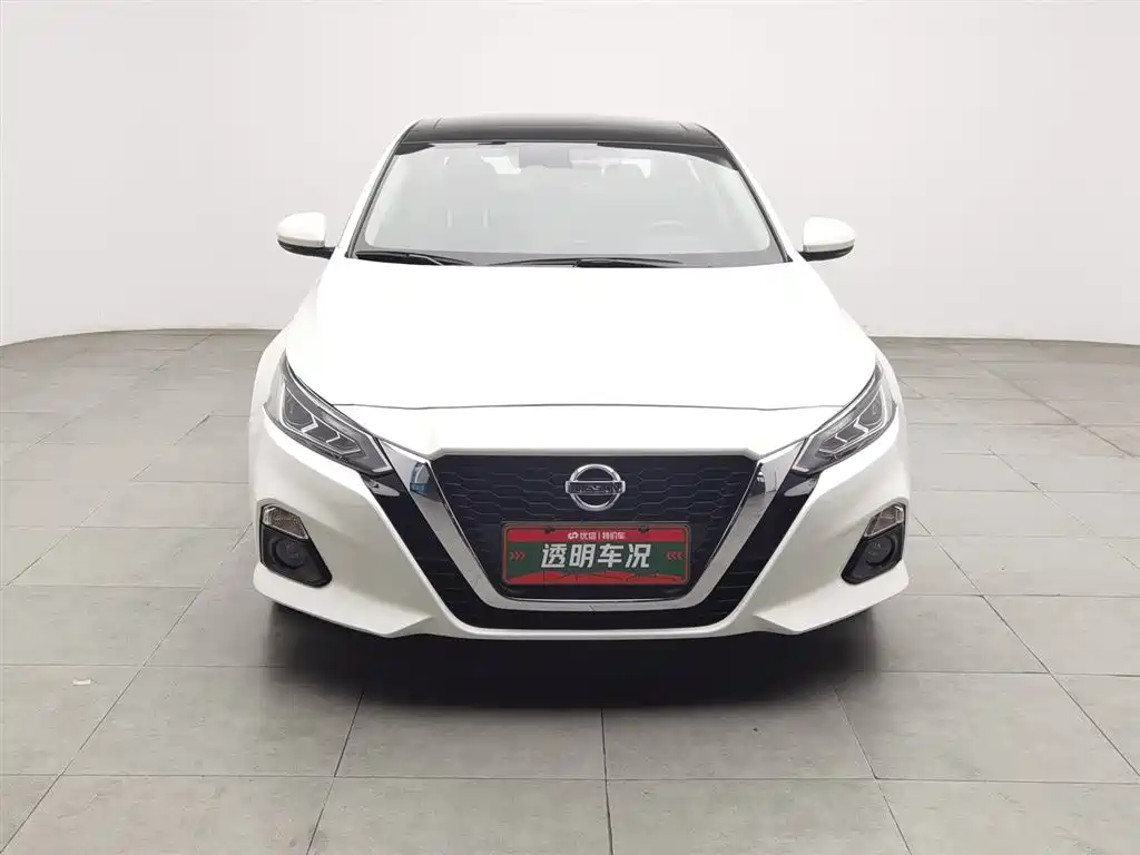 Nissan Teana 2022
