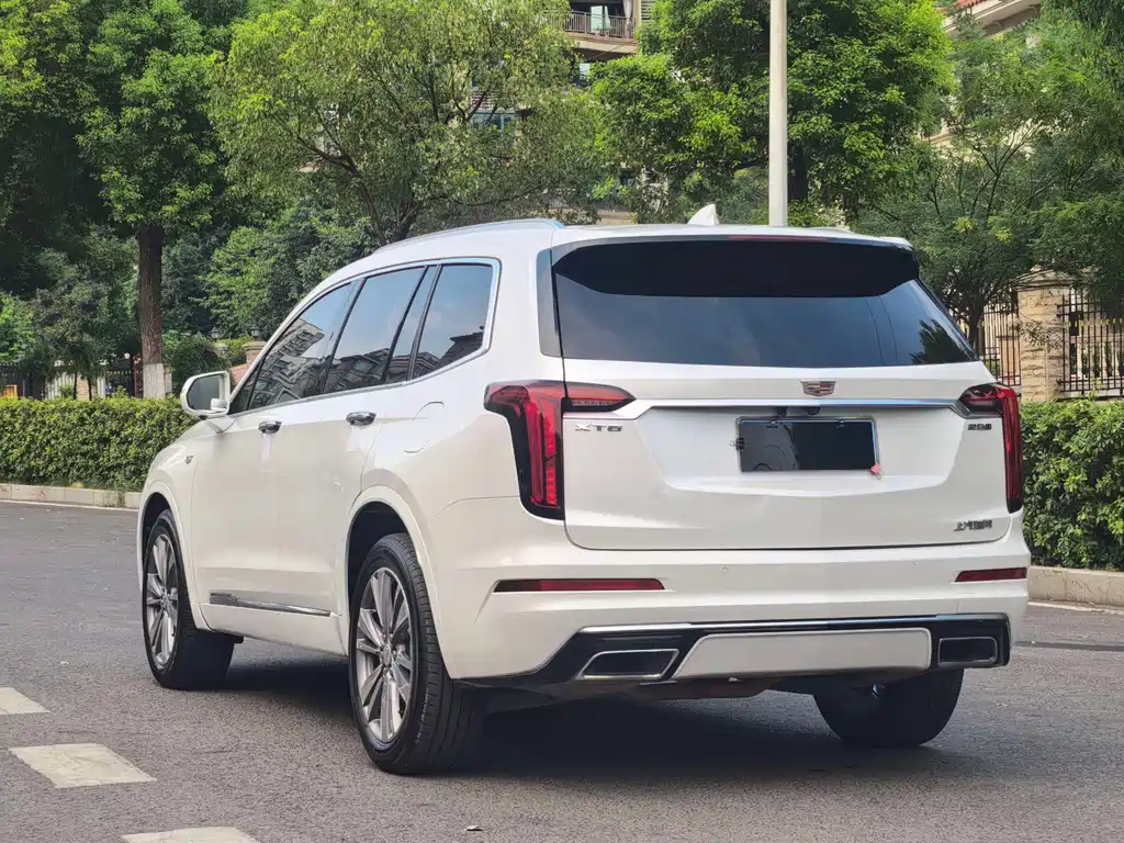 Cadillac XT6 2020 — фото 14