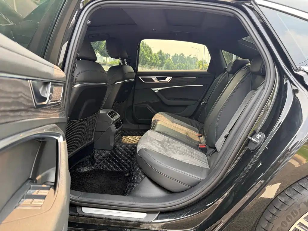 Audi A6L 2024