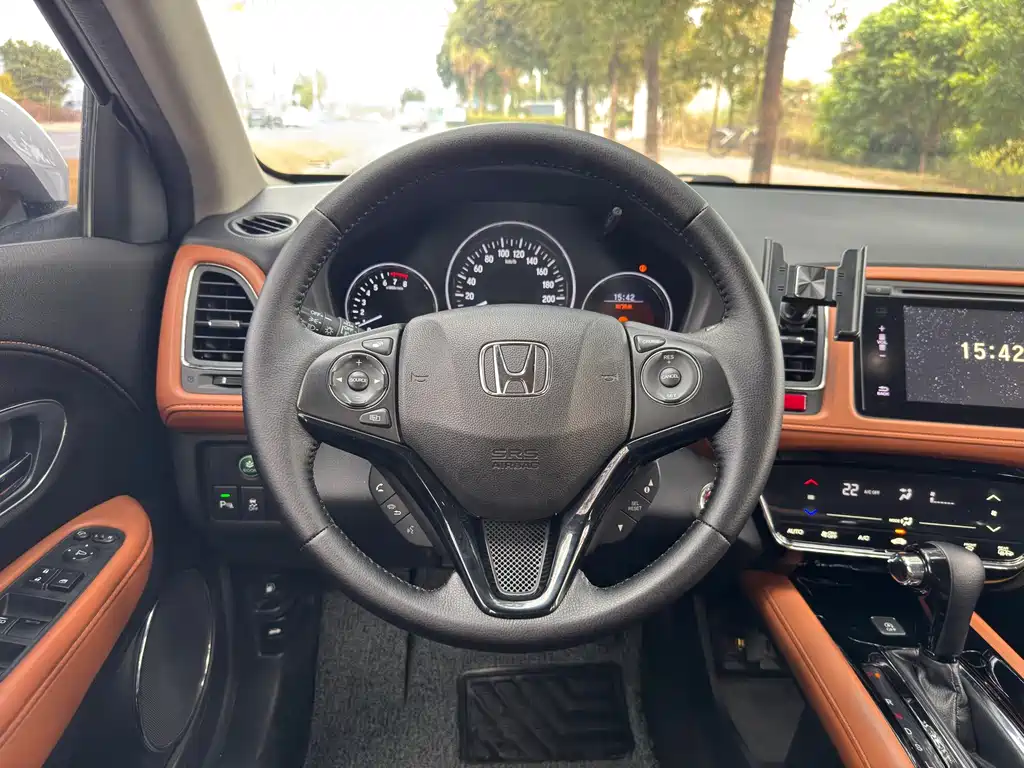 Honda Vezel 2017 — фото 7