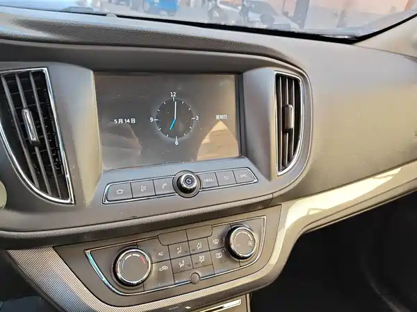 Roewe 360 2018
