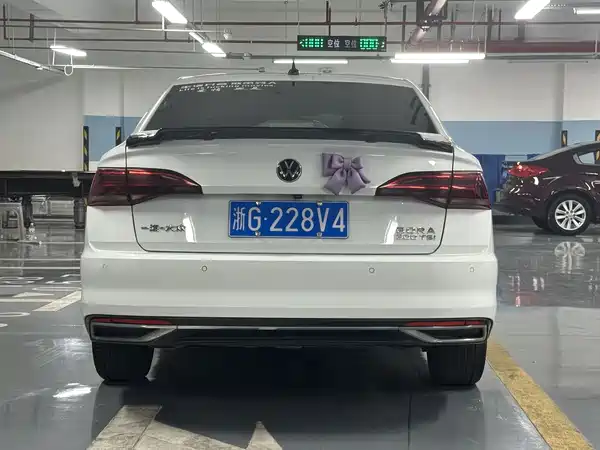 Volkswagen Bora 2021