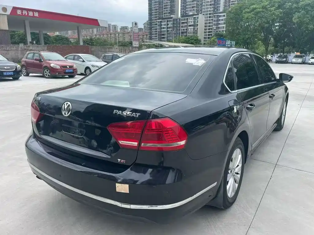 Volkswagen Passat 2015 — фото 9
